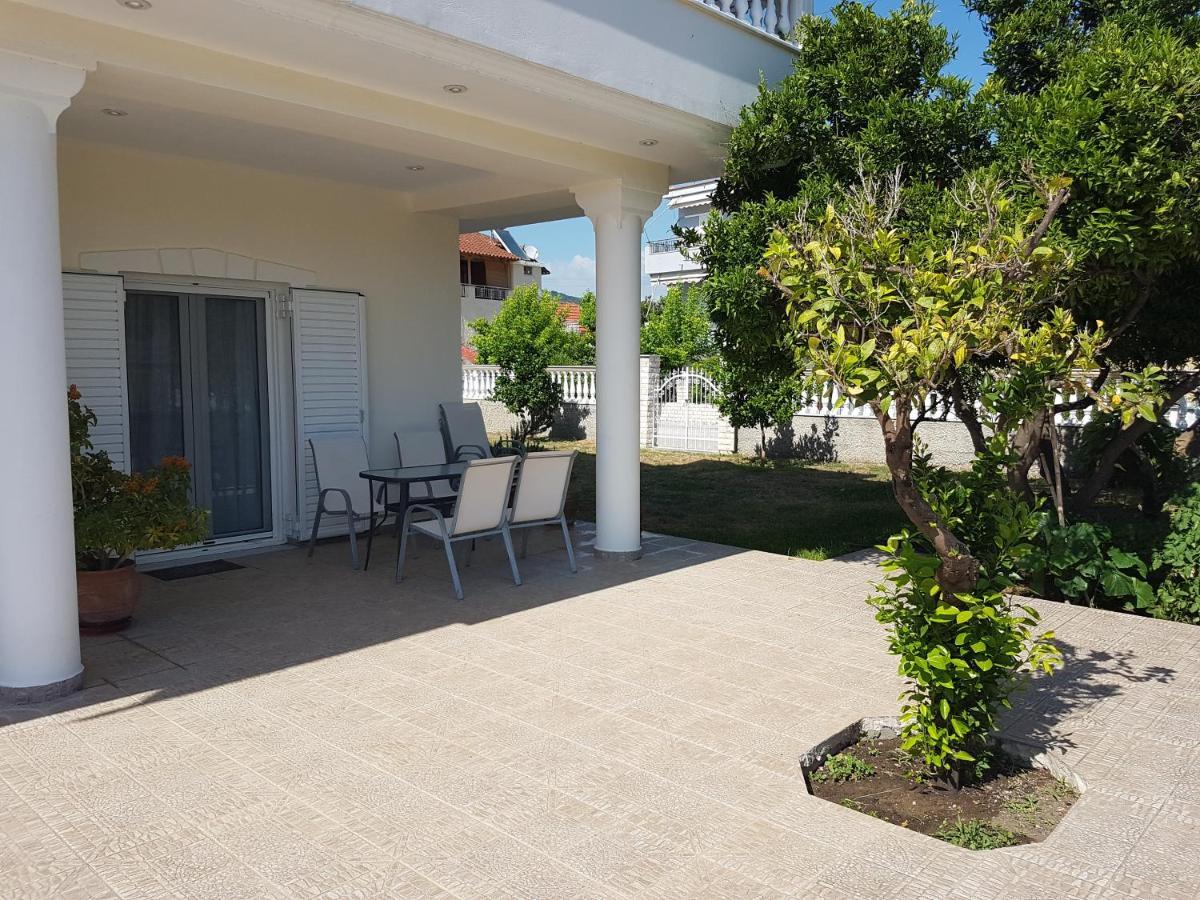 Konstantinos Apartments Ammoudia Buitenkant foto