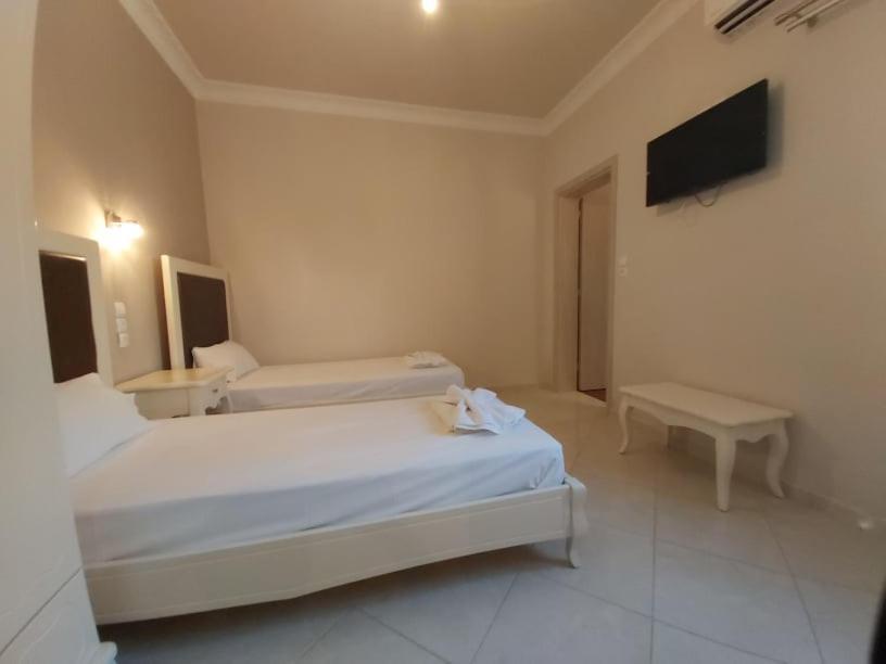 Konstantinos Apartments Ammoudia Buitenkant foto