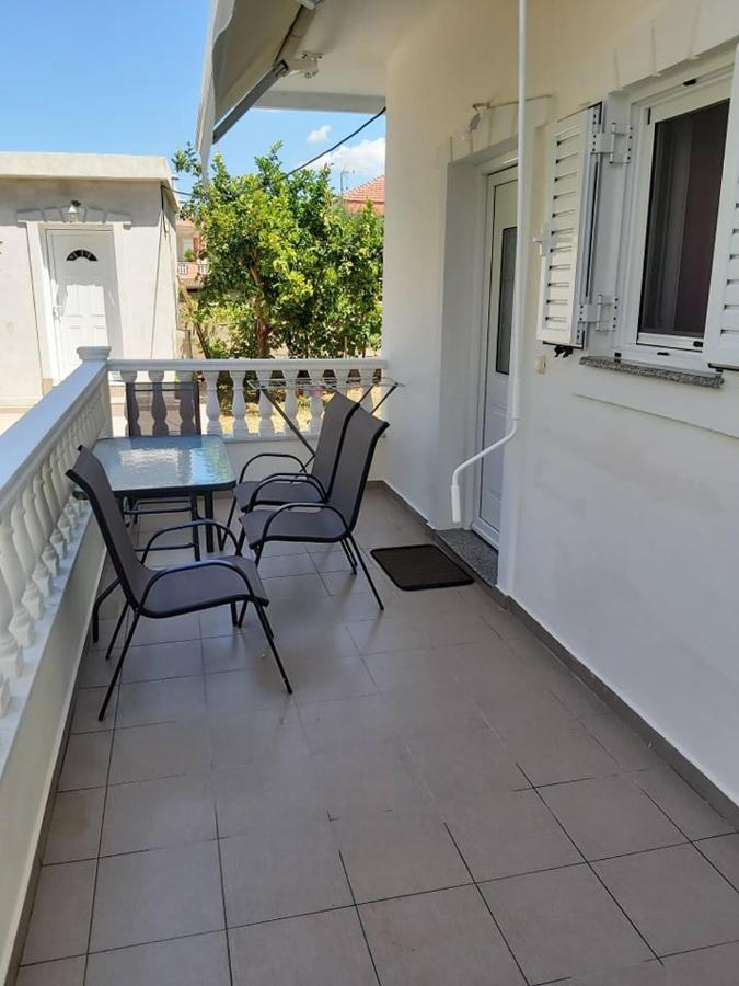 Konstantinos Apartments Ammoudia Buitenkant foto